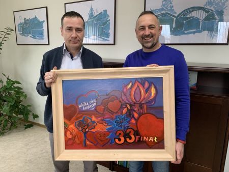 1941419f 8365 4028 8328 ce00485a16ca